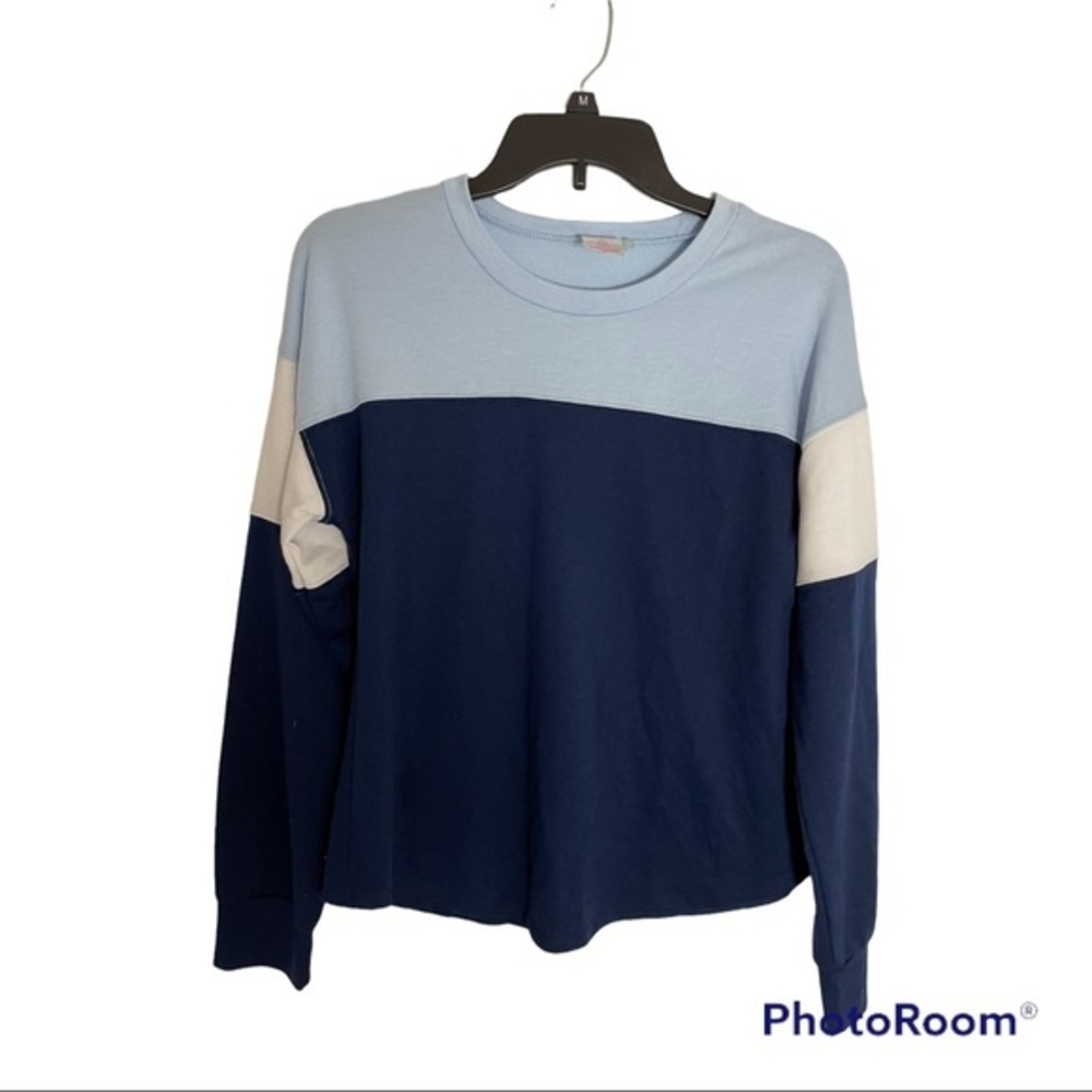 Juniors No Boundaries Thin Sweatshirt Size 7-9